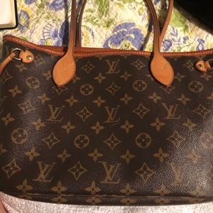 Louis Vuitton Neverfull PM in monogram w pouch